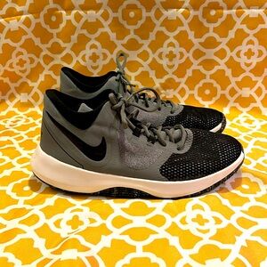 Nike Air Precision 2 Basketball High Tops. Size 10.5